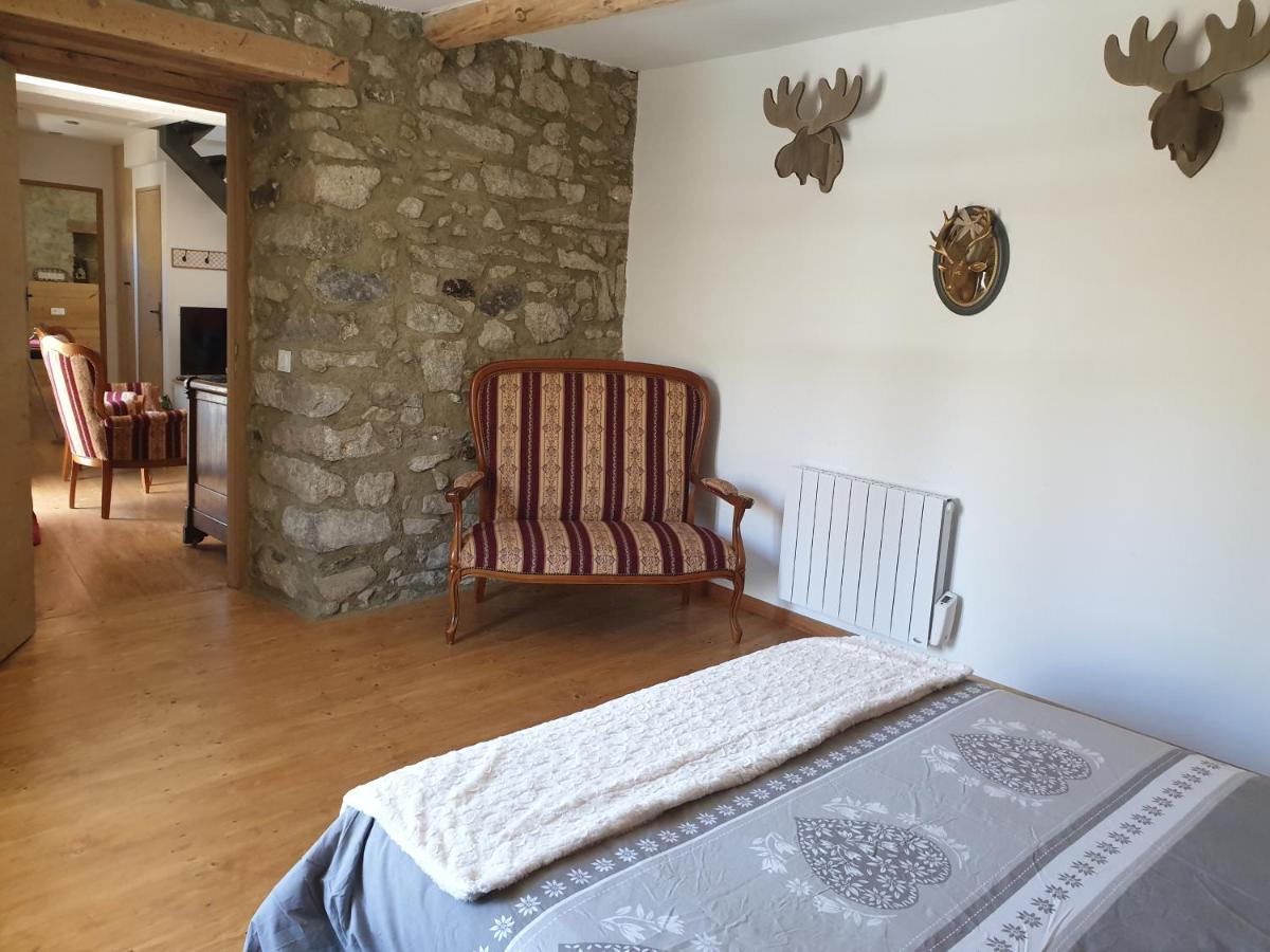 La Petite Chapelle Hotel Font-Romeu-Odeillo-Via Bagian luar foto