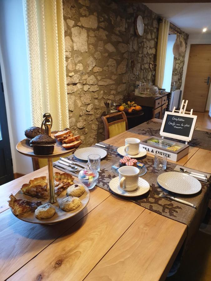 La Petite Chapelle Hotel Font-Romeu-Odeillo-Via Bagian luar foto