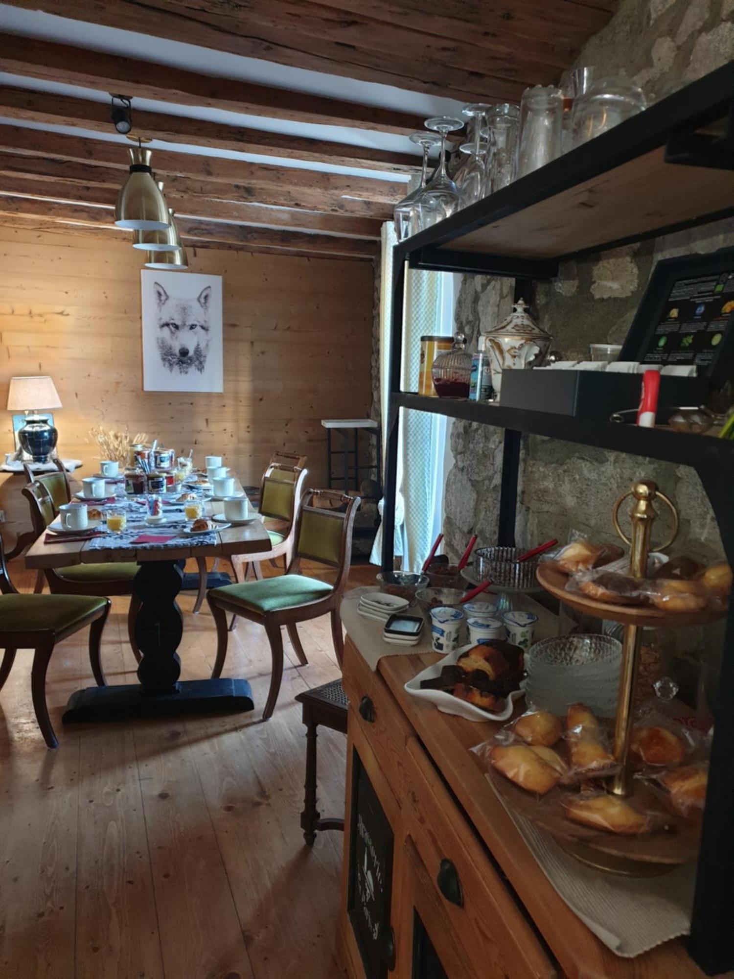 La Petite Chapelle Hotel Font-Romeu-Odeillo-Via Bagian luar foto